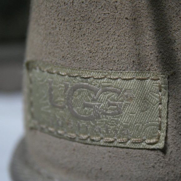 UGG Mini Bailey Bow Snake Metal 1005534-MTL Size 7 - Picture 2 of 10